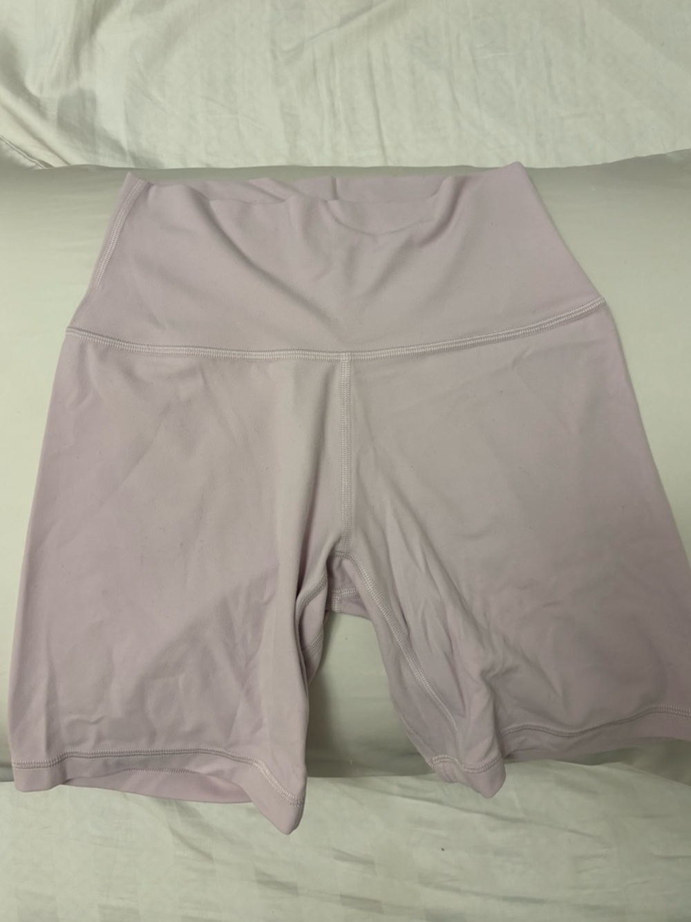 Aritzia butter 6” biker shorts